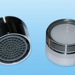 Aerator for faucet with external thread