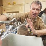 What to do and where to call if a pipe bursts?