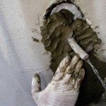 Hydraulic seal for a well