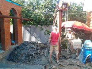 малогабаритная установка для бурения скважин