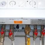 Connecting a speaker